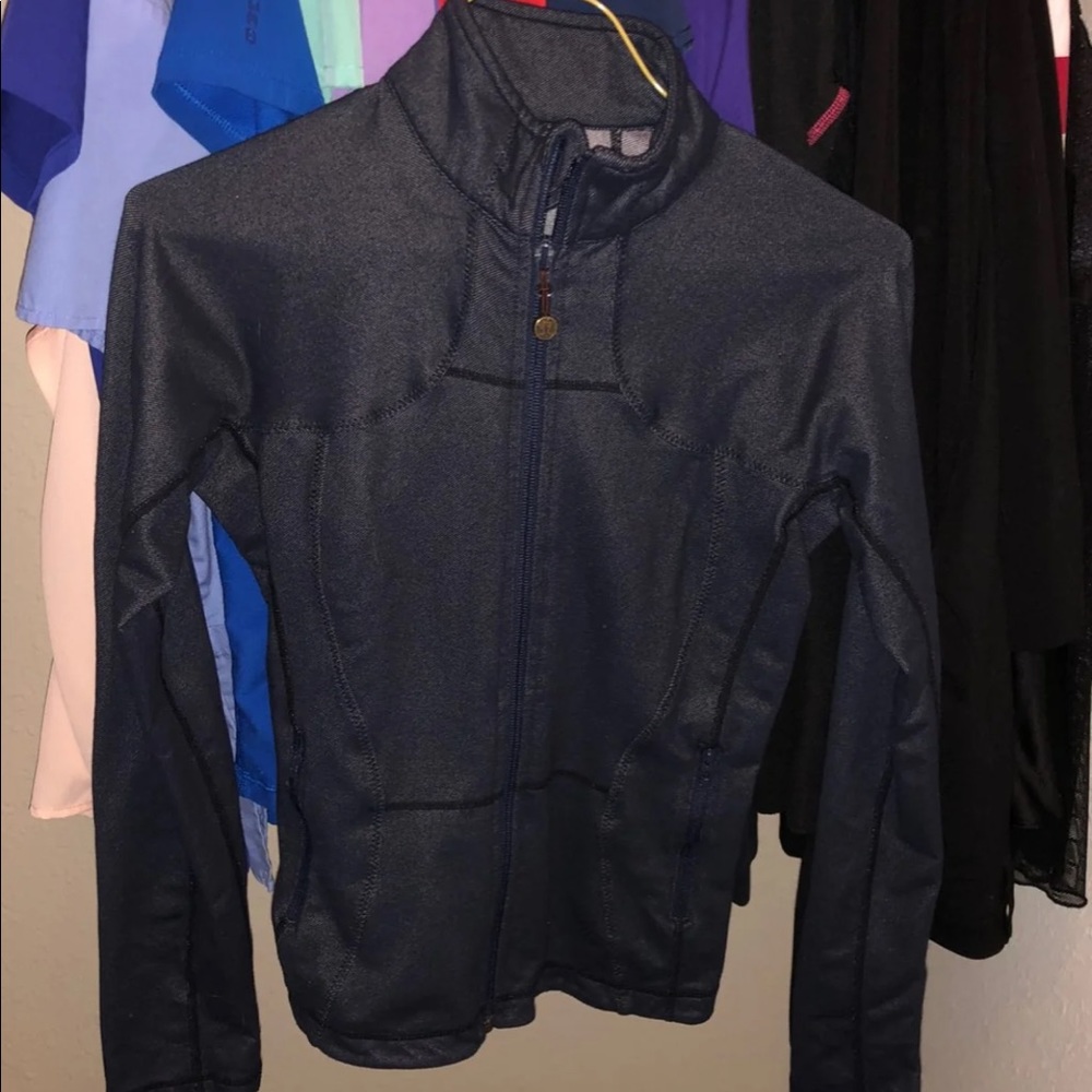 Size 4 Lululemon Jacket